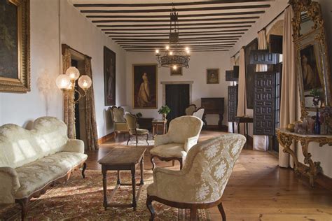 El Palacio de Meres: una casa señorial  .